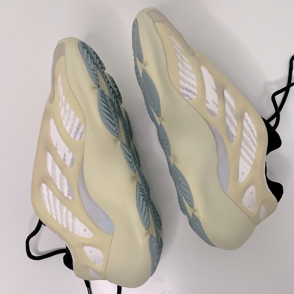 Cream and White Sneakers - Size 5 - Picture 5 of 11